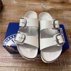 Brand New Authentic Birkenstock White Leather Buckle Sandals